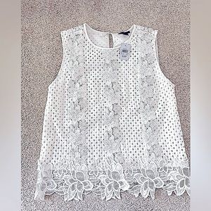 NWT Ann Taylor Petite White Floral Eyelet Blouse